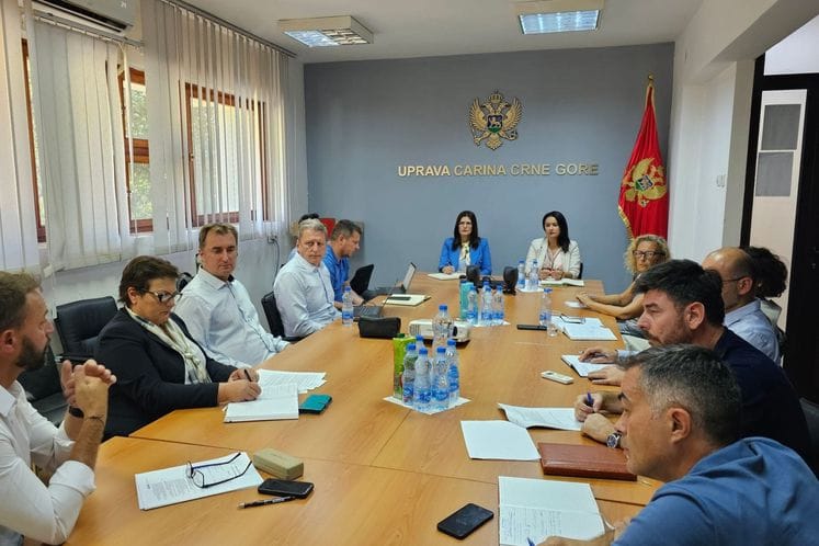 Olakšavanje legalne trgovine primjenom IT sistema kompatibilnih sa EU carinskim sistemima