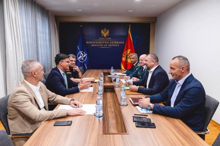 Ministar odbrane i načelnik Generalštaba VCG sa ministrom MUP-a i direktorom Uprave policije