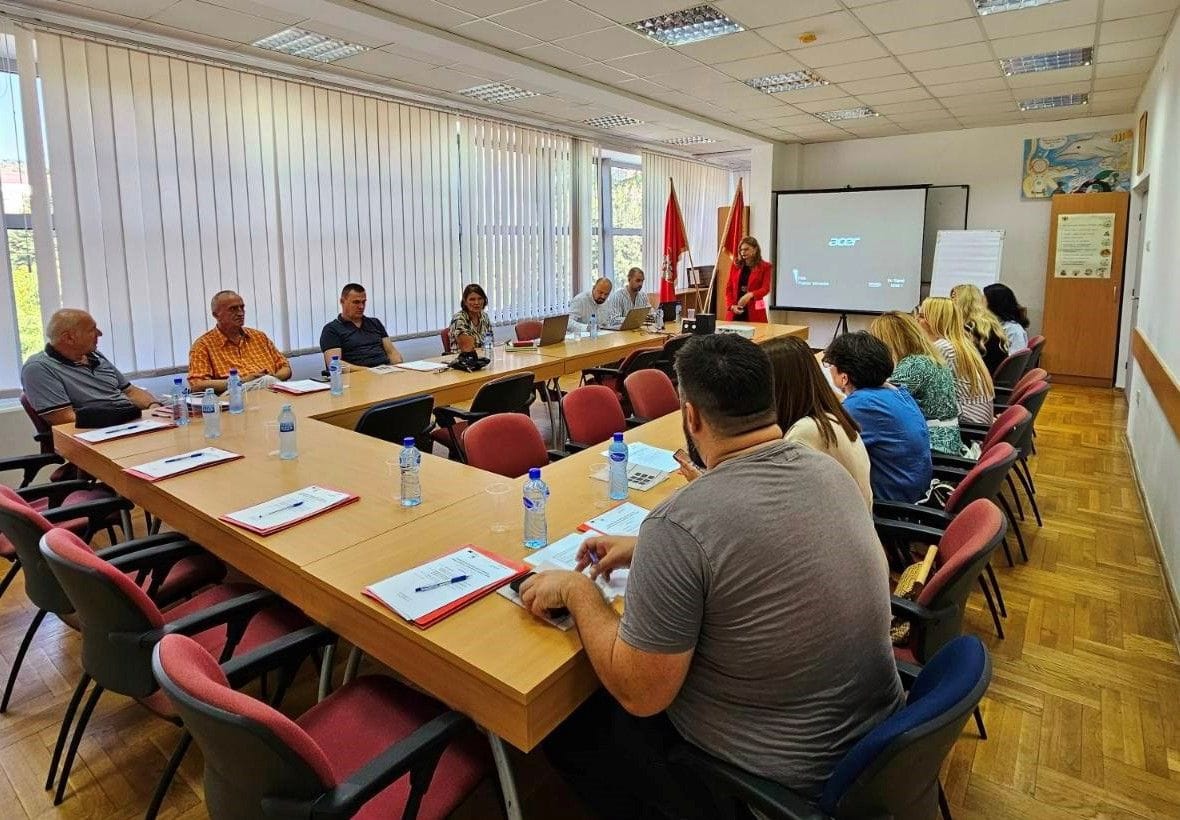 Konsultativni sastanak za razvoj didaktičkog materijala za integraciju ...