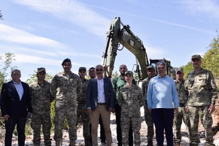 Marković obišao inžinjerijske radove VCG u naselju Đurković