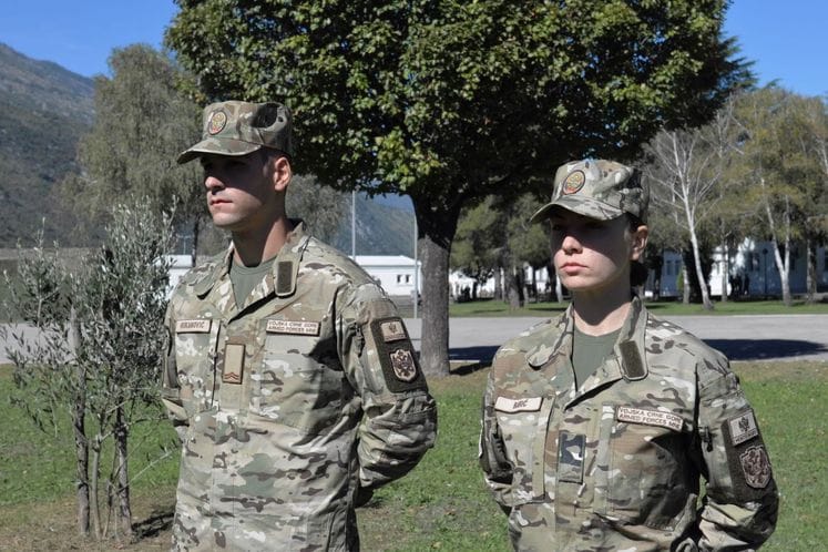 Vojska Crne Gore predstavila novu uniformu