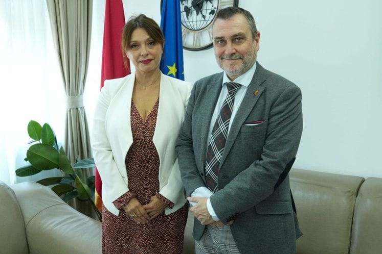 Ministar turizma Simonida Kordić sastala se sa novoimenovanim ambasadorom Španije Huanom Hose Sans Aparisijem.