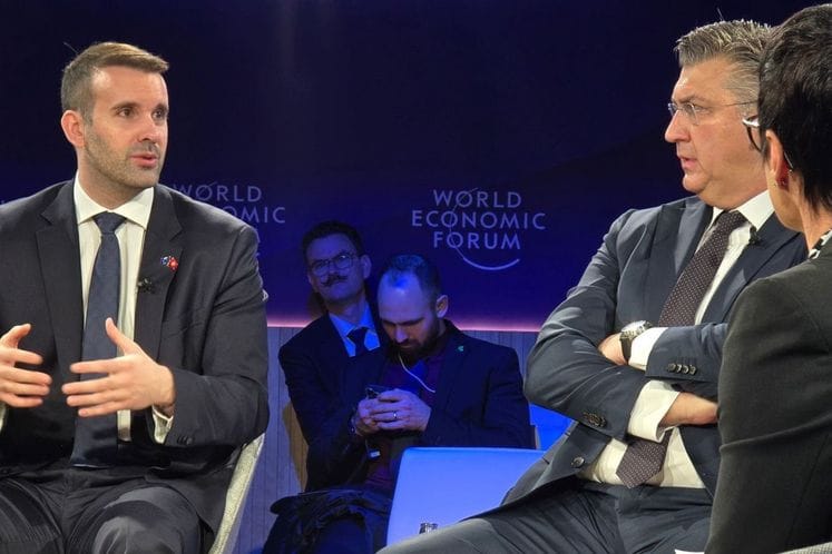 Premijer Spajić učestvovao u Davosu na panelu sa Kos, Plenkovićem i Sibihijam_3
