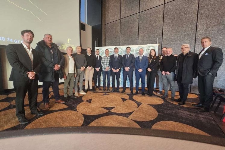 Azemović u Nizozemskoj: Uticaj dijaspore na ekonomski razvoj Crne Gore ogroman