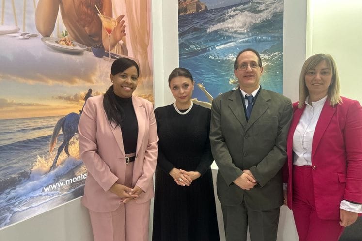 Кордић са амбасадором Кубе