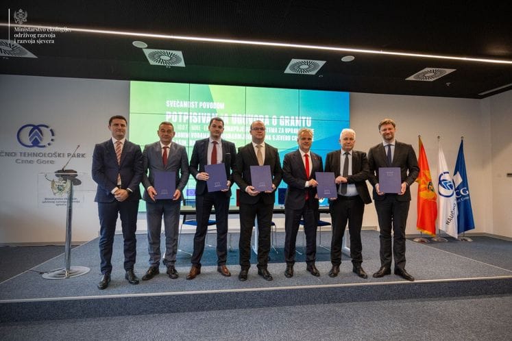 Potpisani EU grant ugovori o unapređenju sistema za upravljanje otpadnim vodama i vodosnabdijevanjem u Kolašinu, Rožajama i Mojkovcu