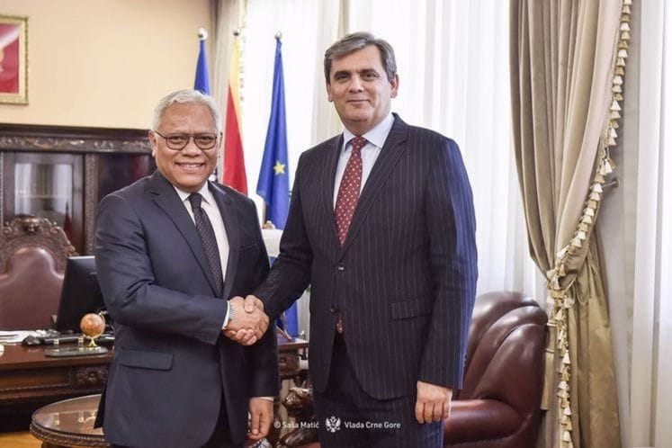 Ibrahimović - Mohamed Chandra Widya Yudha 2