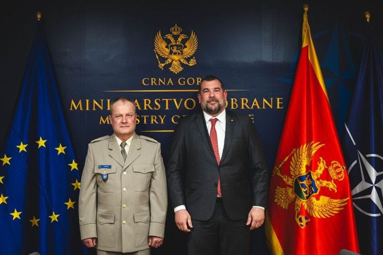 Krapović sa pukovnikom Minarikom, novoimenovanim vojnim atašeom EU za Crnu Goru