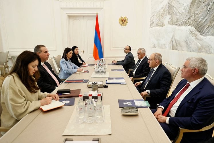 Ivanović i Pašinjan