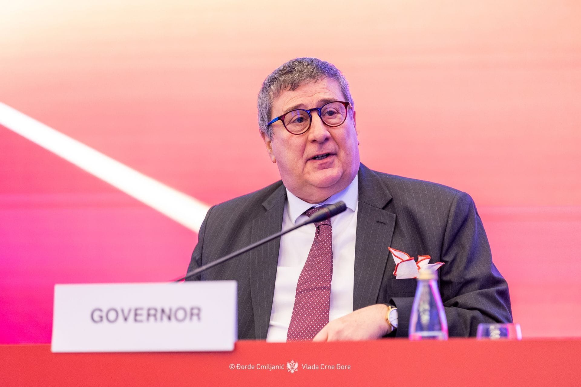 guverner ceb