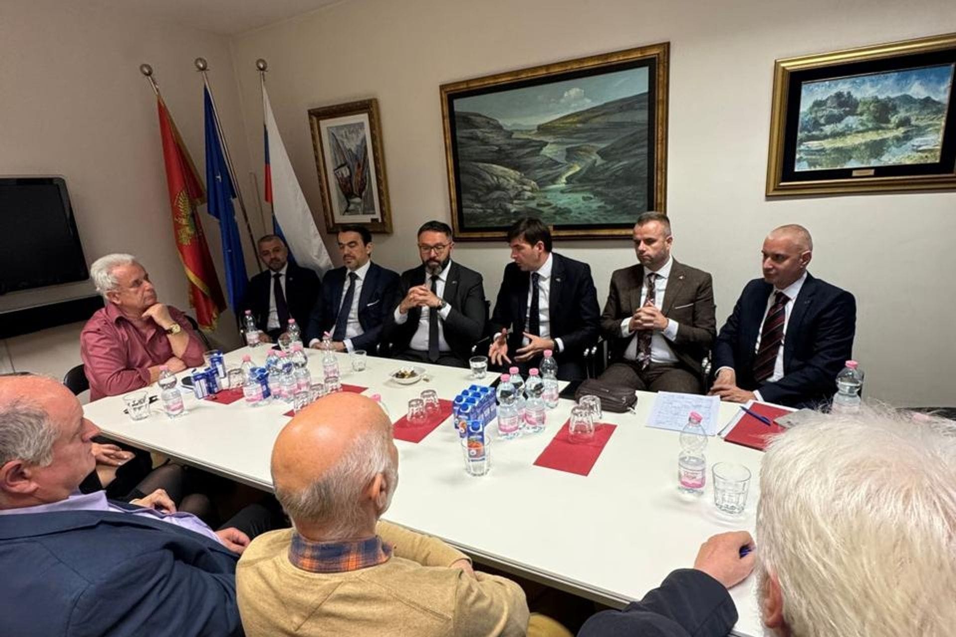 Ministar Mirsad Azemović na sastanku sa predstavnicma dijaspore u Sloveniji