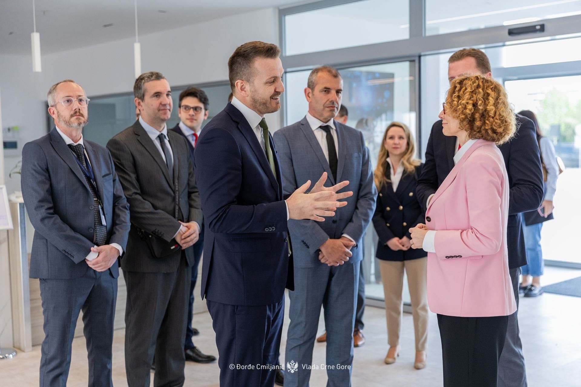 Zamjenica GS NATO-a posjetila WB3C i GSOC: Crna Gora doprinosi kolektivnoj sajber bezbjednosti