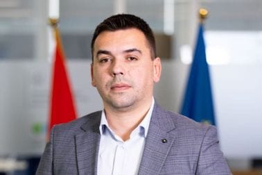 Младен Недовић