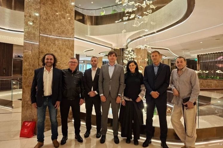 Azemović u radnoj posjeti Kipru: Posjetio Udruženje Crnogoraca i prijatelja Crne Gore sa Kipra