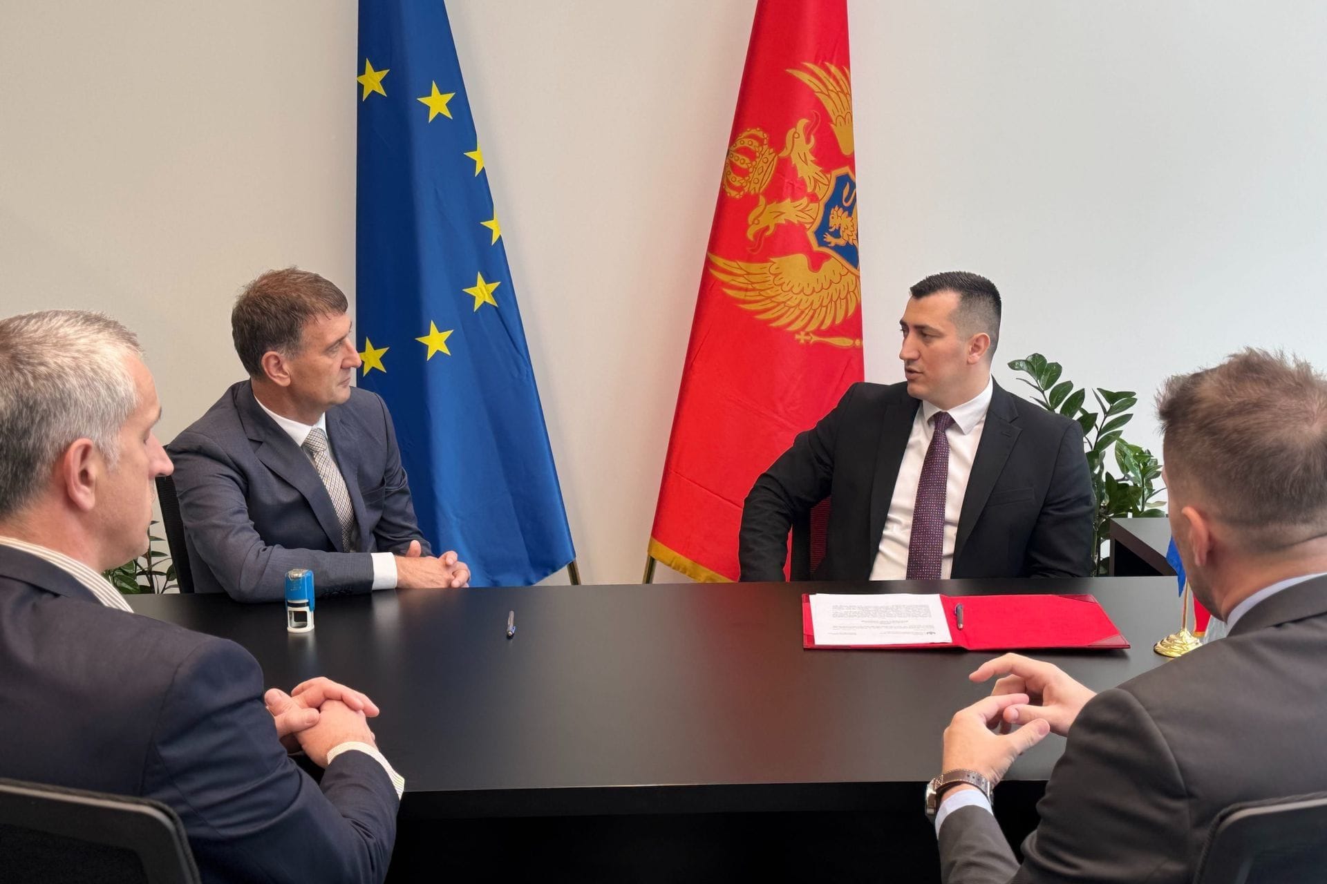 Ministar Suljević potpisao ugovore o kofinansiranju projekata podržanih iz EU fondova