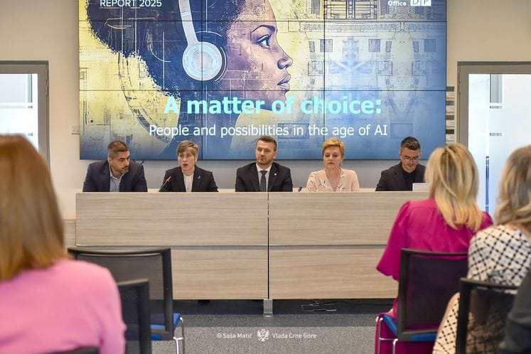 Predstavljen prvi Izvještaj o spremnosti Crne Gore za primjenu vještačke inteligencije u javnoj upravi