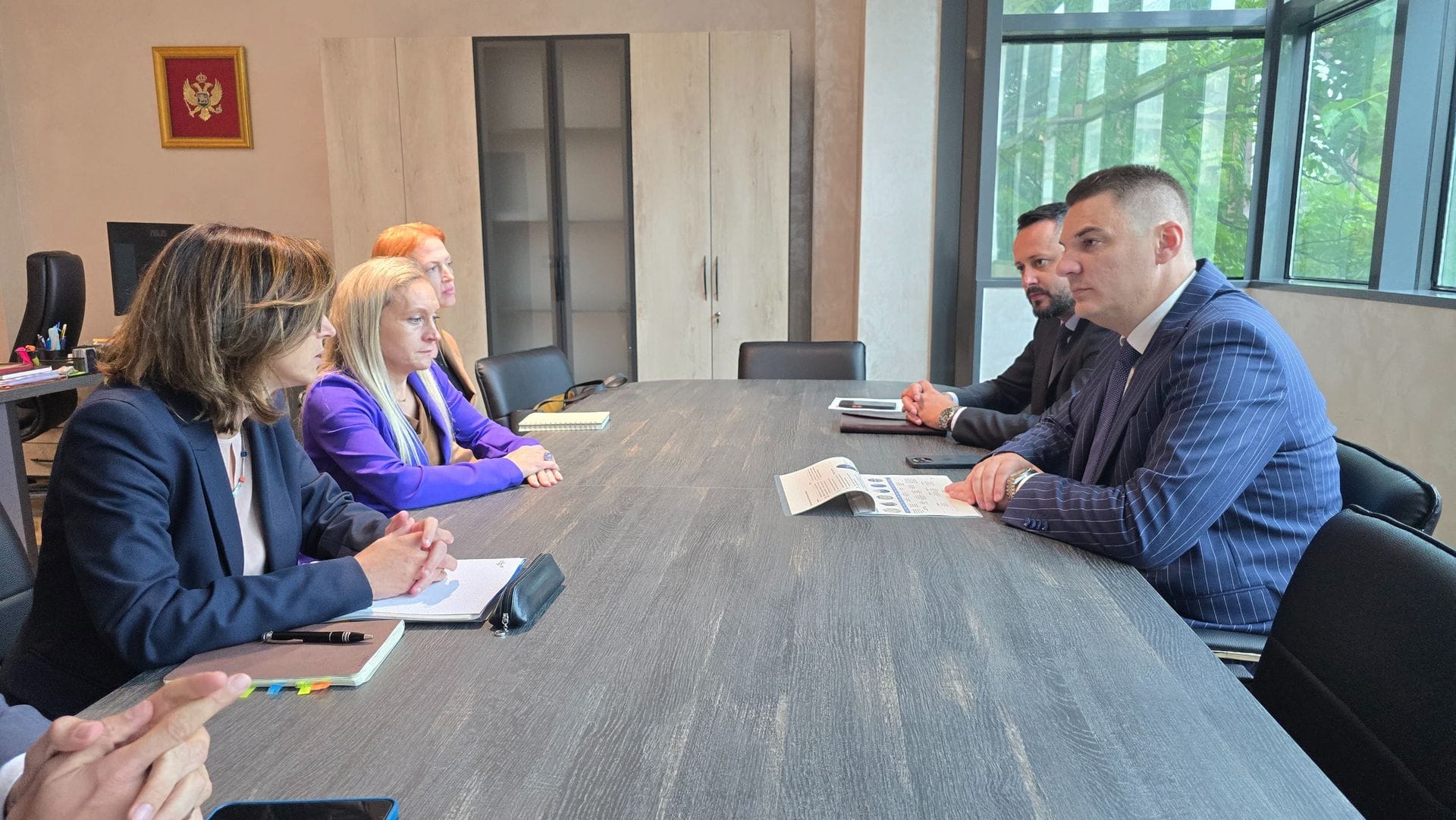 gallery.media[0].alt