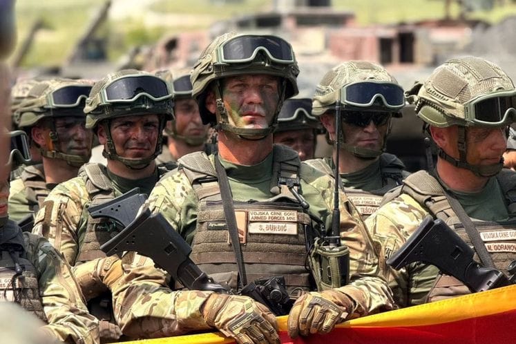 Immediate Response 25: Pukovnik Klikovac obišao naše vojnike na Krivolaku