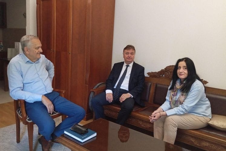 Potpredsjednik Vlade Crne Gore dr Budimir Aleksić posjetio gimnaziju „Sveti Sava” u Podgorici