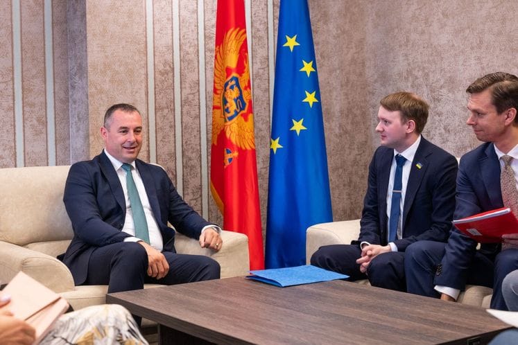 Ministar Šćekić sa predstavnicima OEBS-a