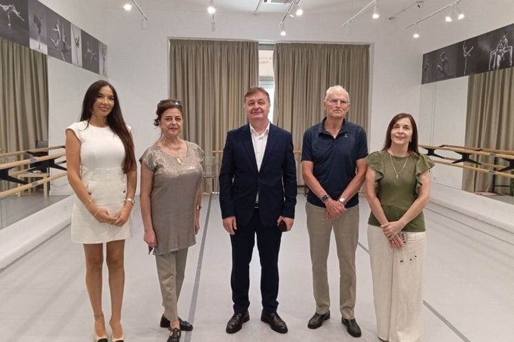 Potpredsjednik Aleksić obišao Baletsku školu „Princeza Ksenija”