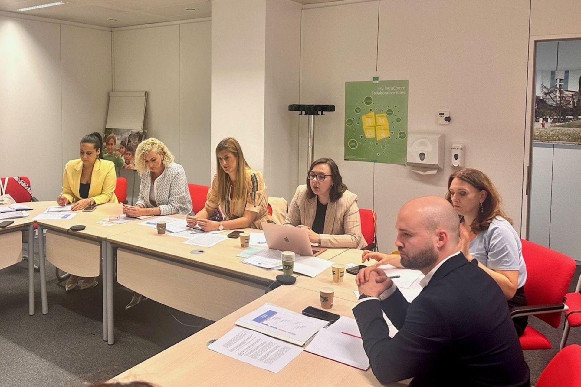 Crna Gora bilježi napredak u socijalnoj politici: EU pohvalila usklađivanje zakonodavstva