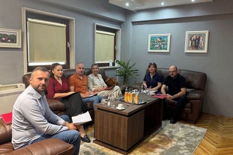 ODRŽAN PRVI SASTANAK KOMISIJE ZA SPOVOĐENJE POSTUPKA DODJELE NAGRADA PRIPADNICIMA DIJASPORE-ISELJENICIMA I ORGANIZACIJAMA DIJASPORE-ISELJENIKA