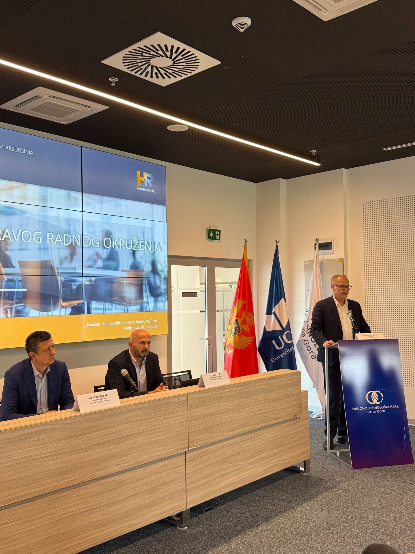 gallery.media[0].alt