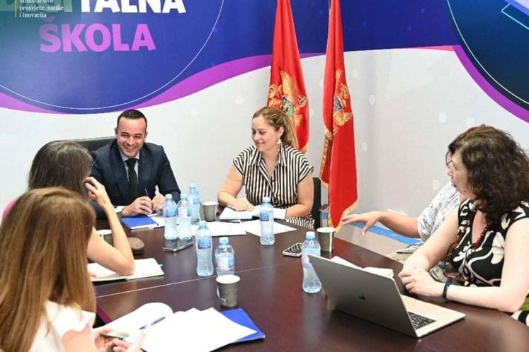 састанак Мијушковић