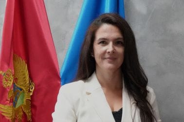 Невена Јововић