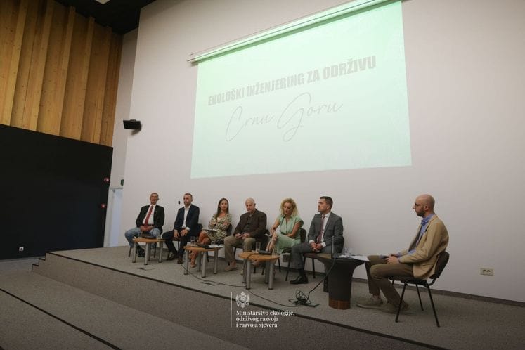 У МЕРС-у одржана панел дискусија о еколошком инжењерингу: Образовањем до очувања природних ресурса и јачања институционалних капацитета У МЕРС-у одржана панел дискусија о еколошком инжењерингу: Образовањем до очувања природних ресурса и јачања институционалних капацитета