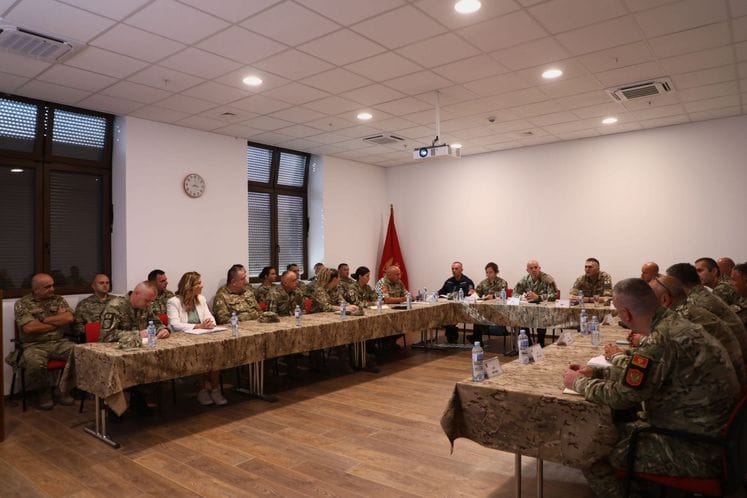 NGš VCG bg Miodrag Vuksanović u posjeti Kasarni ‚‚Marko MIljanov Popovič" u Podgorici