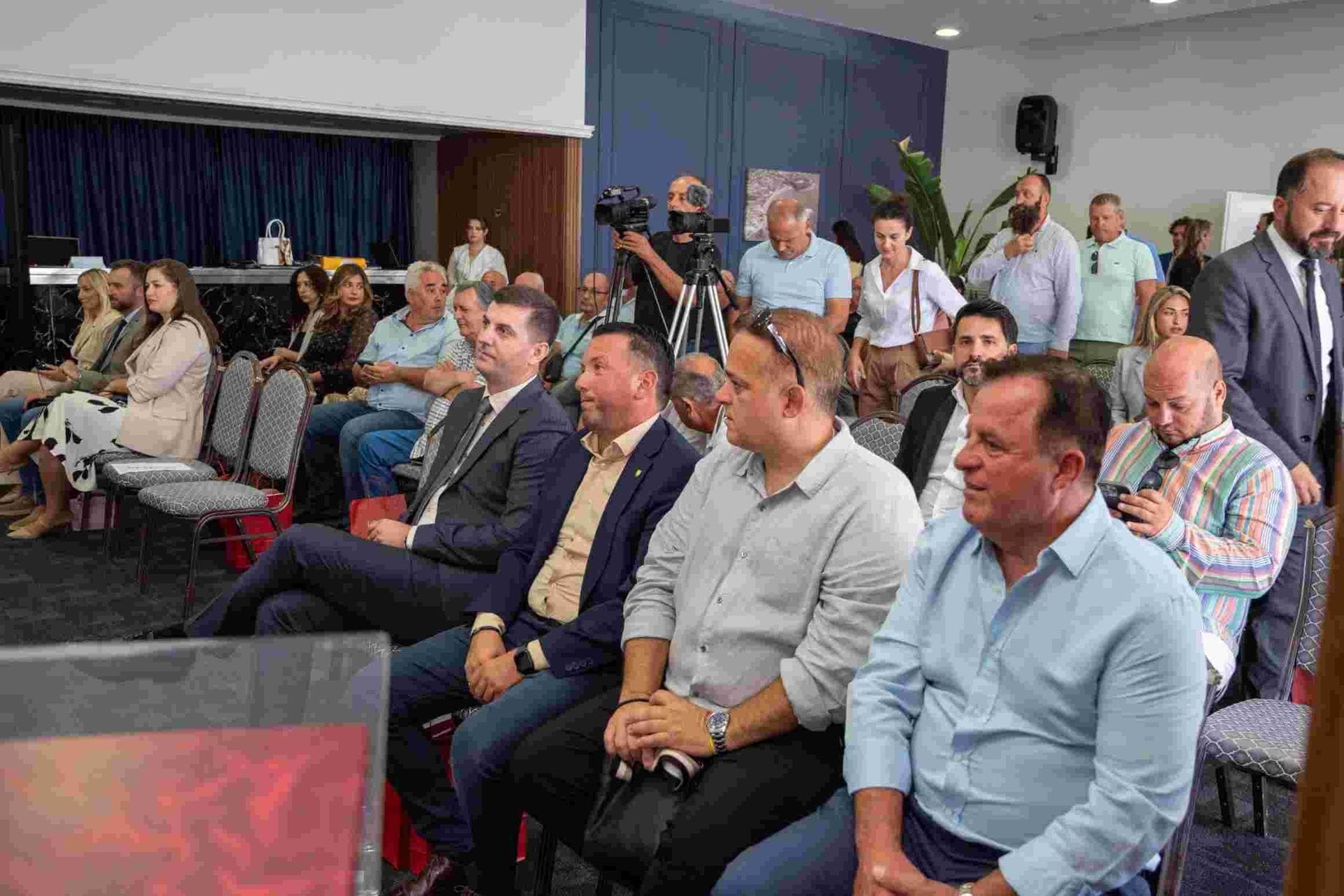 U Ulcinju održan Biznis forum u okviru “Dana dijaspore”, sa jasnom porukom da su Ulcinj i njena dijaspora prirodni partneri u razvoju