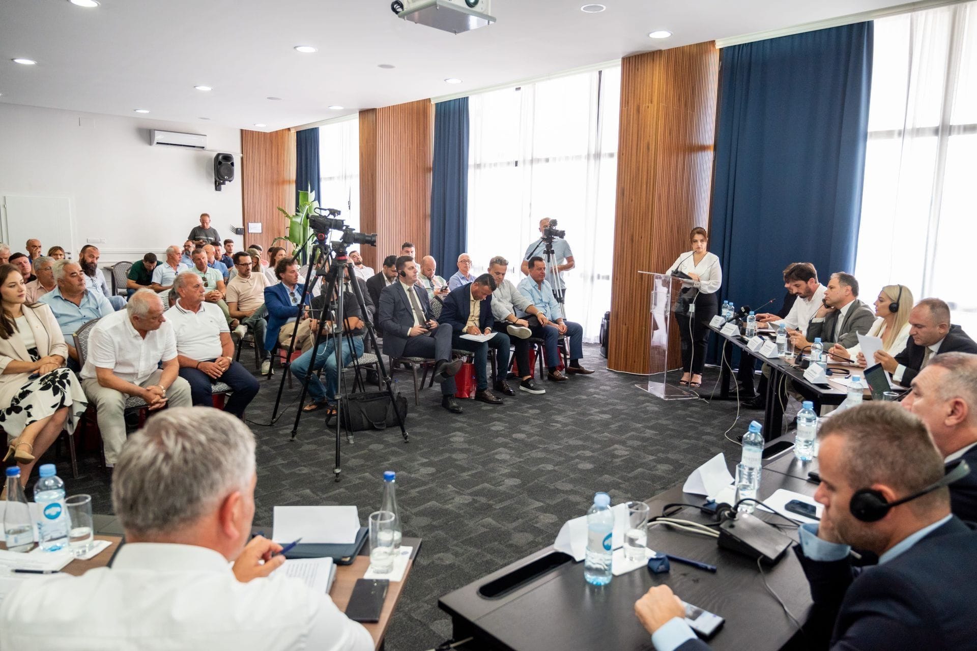 U Ulcinju održan Biznis forum u okviru “Dana dijaspore”, sa jasnom porukom da su Ulcinj i njena dijaspora prirodni partneri u razvoju