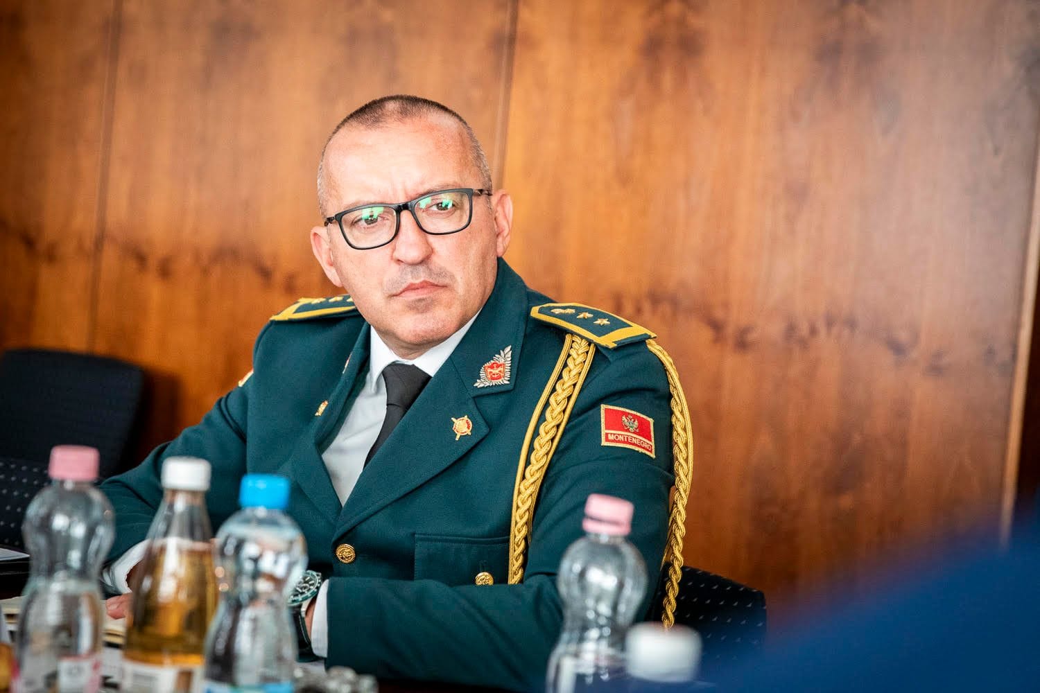 gallery.media[0].alt