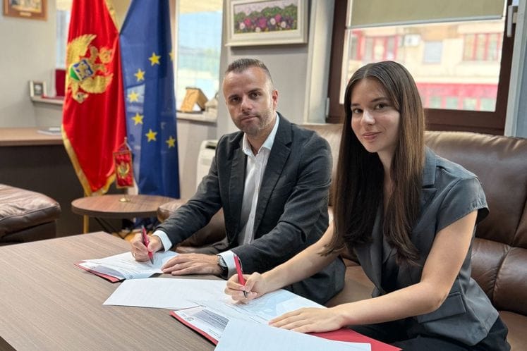 Potpisan Memorandum o saradnji Ministarstva dijaspore i Organizacije crnogorskih studenata u inostranstvu