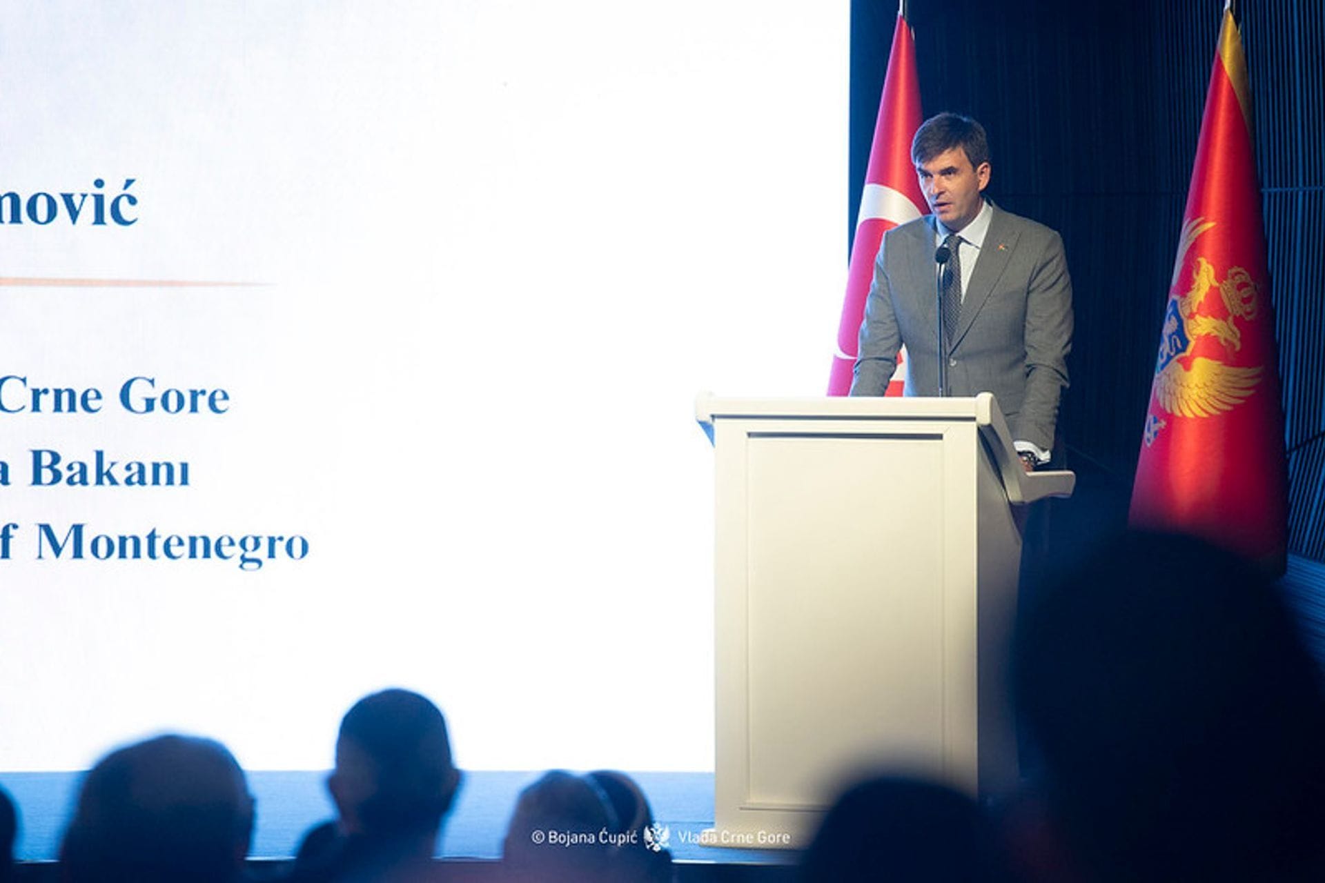 Azemović u Istanbulu: Crna Gora gradi mostove prijateljstva i evropske perspektive