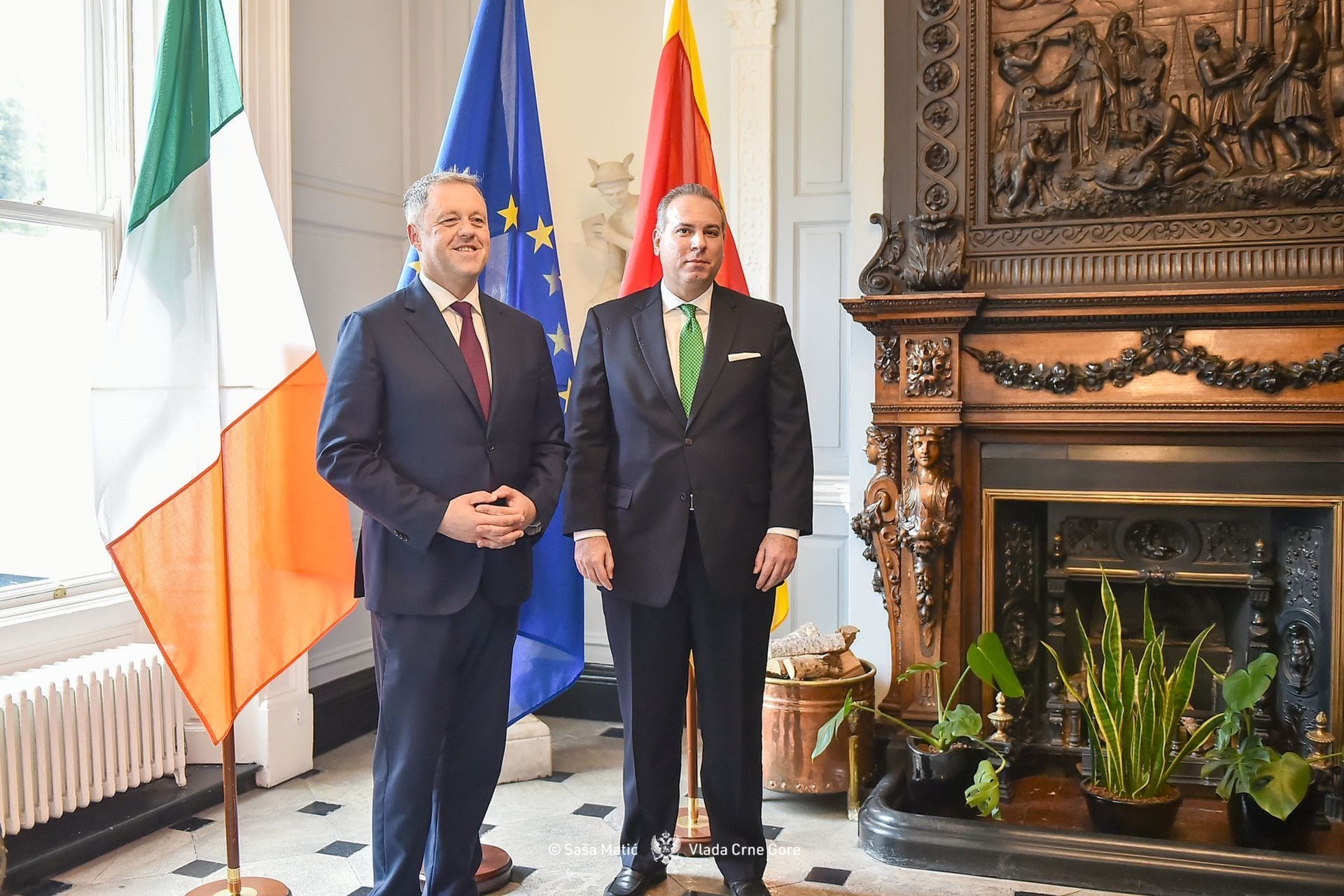 Filip Ivanović sa ministrom za evropske poslove i odbranu Tomasom Birnom