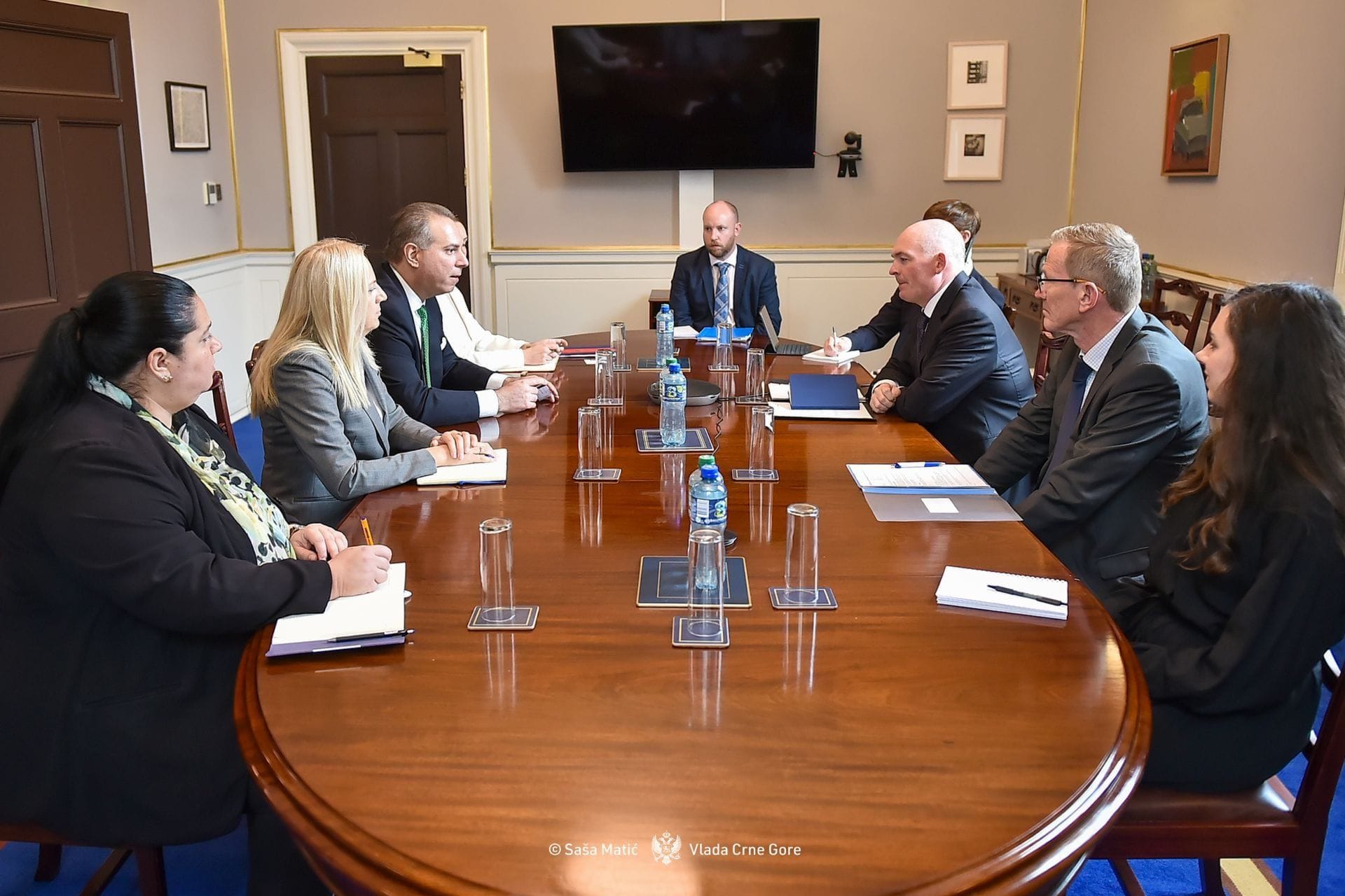 Filip Ivanović - Rosa Fening, državni prvobranilac Irske