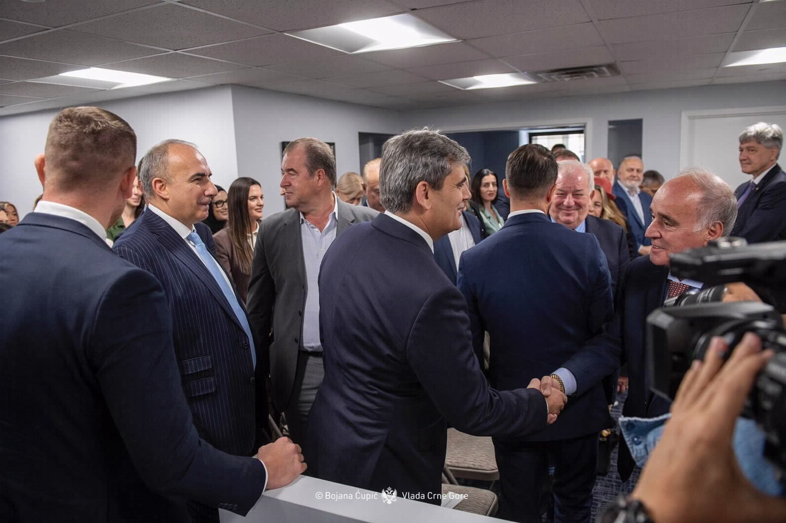 gallery.media[0].alt