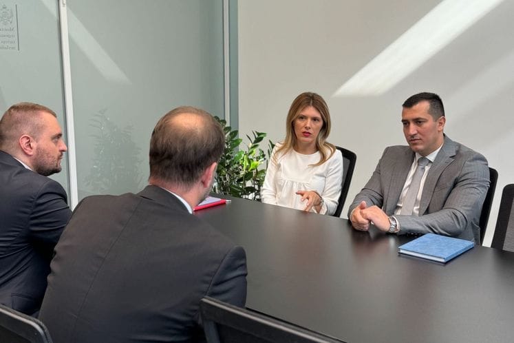 Министар Суљевић се састао са аустријским представником у Европском парламенту и чланом ЕПП Цхристианом Сагартзом