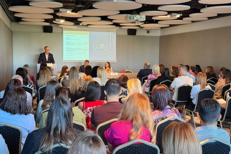 Представљање Уредбе о критеријумима и ближем начину спровођења провјере знања, способности, компетенција и вјештина за рад у државним органима