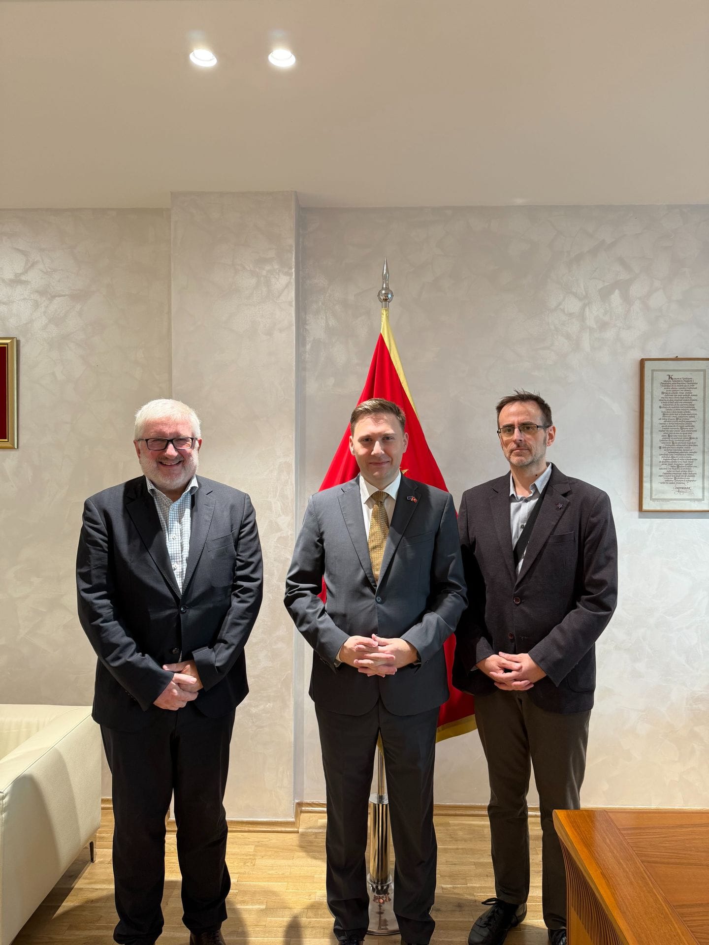 gallery.media[0].alt