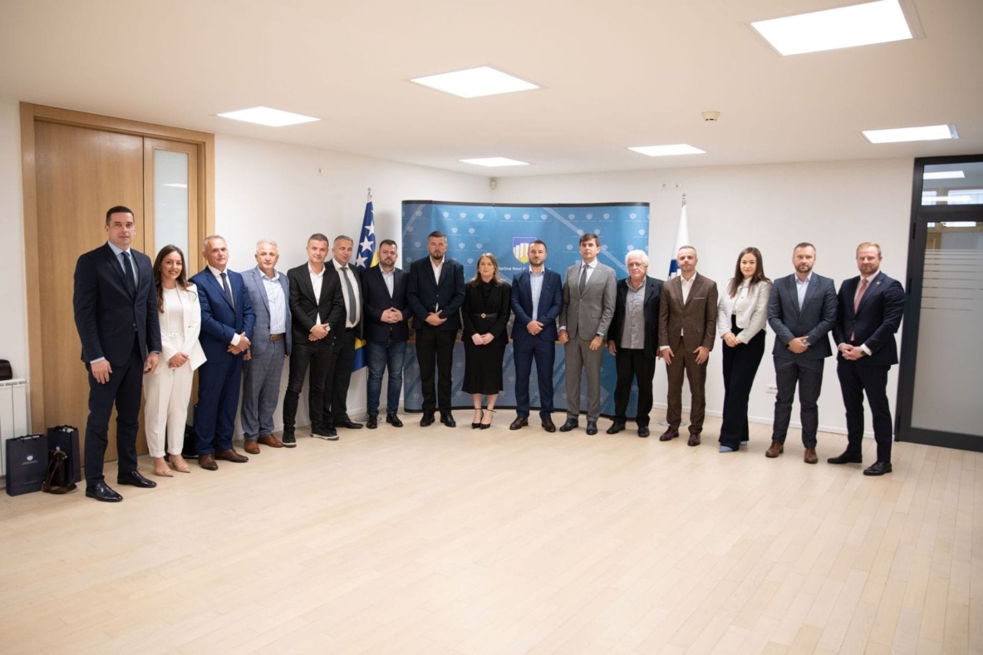 Ministar Azemović sa načelnicima sarajevskih općina: U Sarajevu dogovoreni novi modeli saradnje sa dijasporom i lokalnim zajednicama