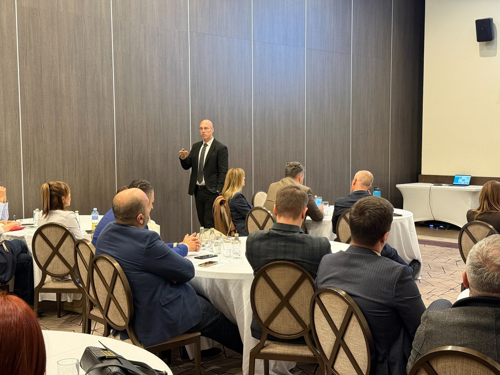 gallery.media[0].alt