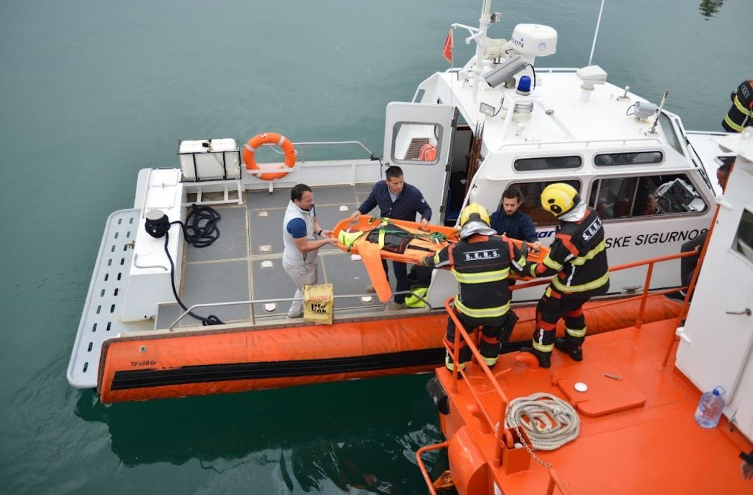 gallery.media[0].alt