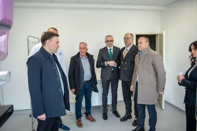 Ministar zdravlja dr Vojislav Šimun obišao Dom zdravlja Rožaje