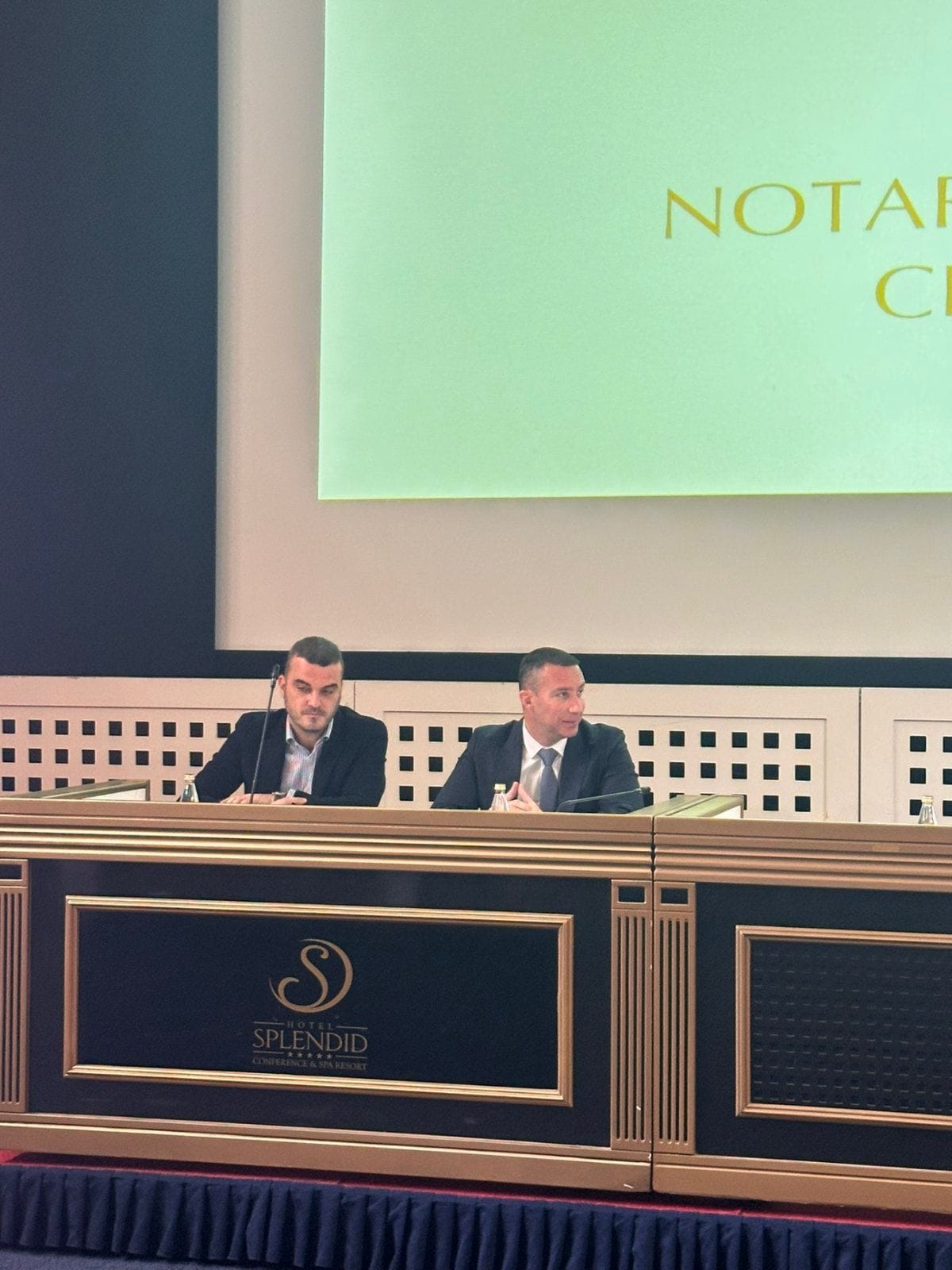 gallery.media[0].alt