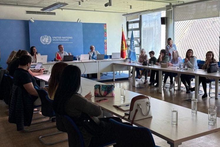 Zaposleni u ustanovama socijalne i dječje zaštite osnaženi znanjima iz sajber bezbjednosti