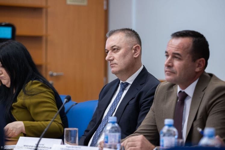 Gutić: Nijedno dijete i nijedna porodica ne smiju ostati bez podrške